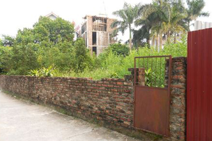 Rủi ro đất xen kẹt: Mua khó, bán rẻ